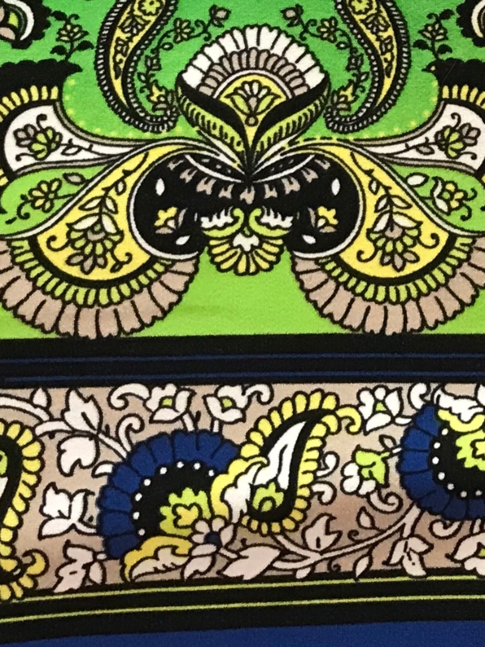 Lightweight & flowy Versona midi skirt in turquoise blue & green paisley (S) - Picture 11 of 16